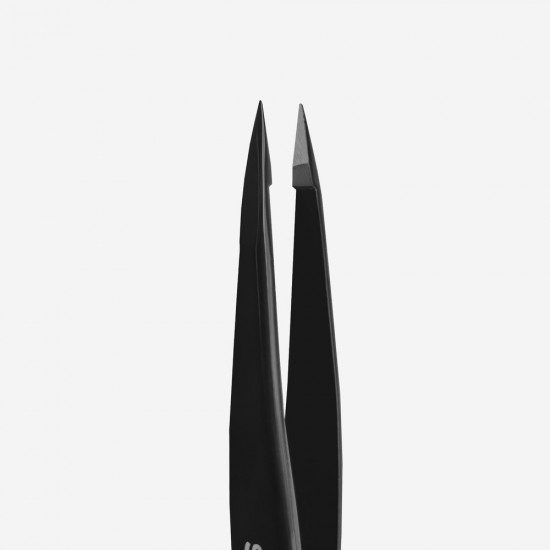 Staleks Pro Expert TE-20/4 eyebrow tweezer with narrow bevel