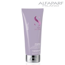 AlfaParf Semi Di Lino Smooth Smoothing Conditioner for rebellious hair 200ml AlfaParf Semi Di Lino Smooth Smoothing Conditioner for rebellious hair 200ml