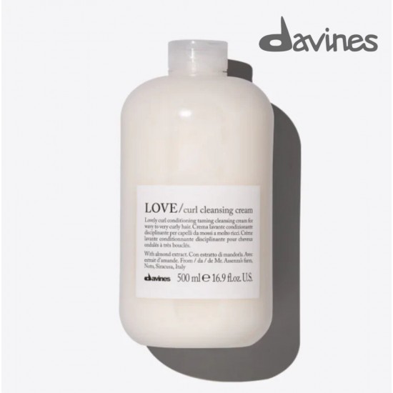 Davines LOVE CURL Attīrošās matu putass lokainiem matiem 500ml